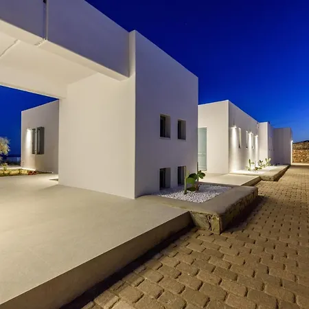 White & Rocks Villa *