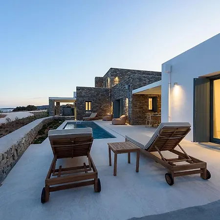 White & Rocks Villa Aspro Chorio