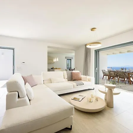 Villa White & Rocks Aspro Chorio